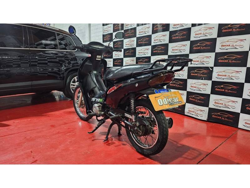 HONDA - BIZ 100 - 2001/2001 - Preta - R$ 6.900,00