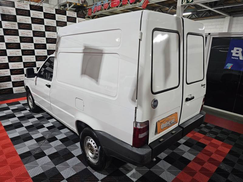 FIAT - FIORINO - 2007/2008 - Branca - R$ 31.900,00