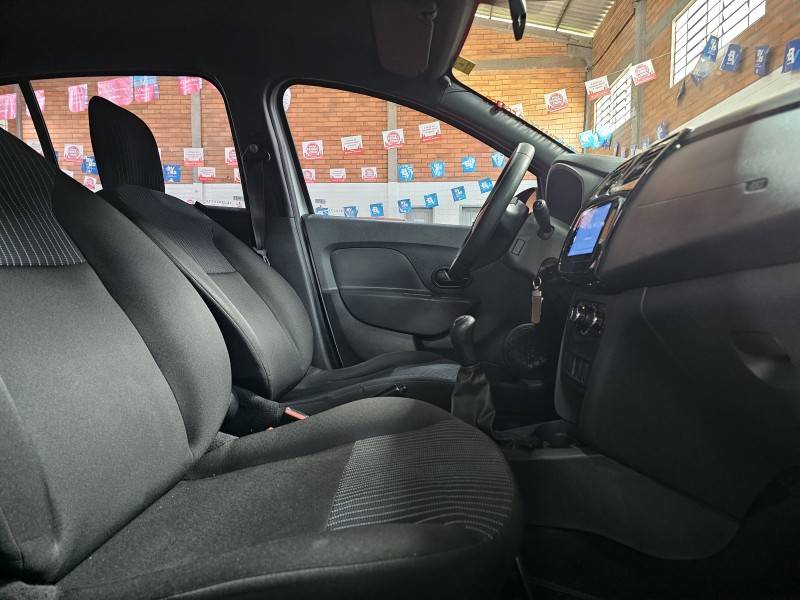 RENAULT - SANDERO - 2019/2020 - Branca - R$ 46.900,00