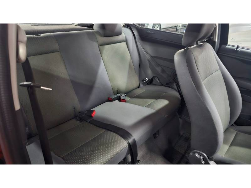 VOLKSWAGEN - FOX - 2007/2008 - Preta - R$ 20.900,00