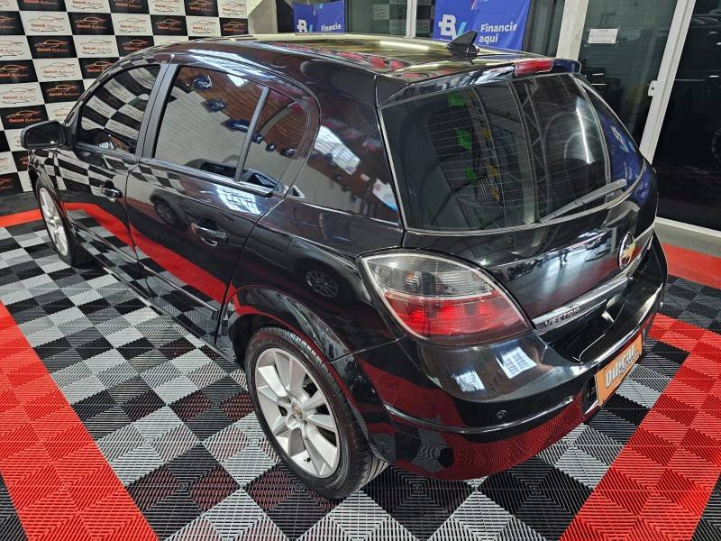 CHEVROLET - VECTRA - 2008/2009 - Preta - R$ 37.900,00
